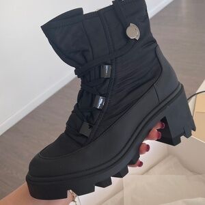 Brand New Moncler Cheryne Boot Size 37